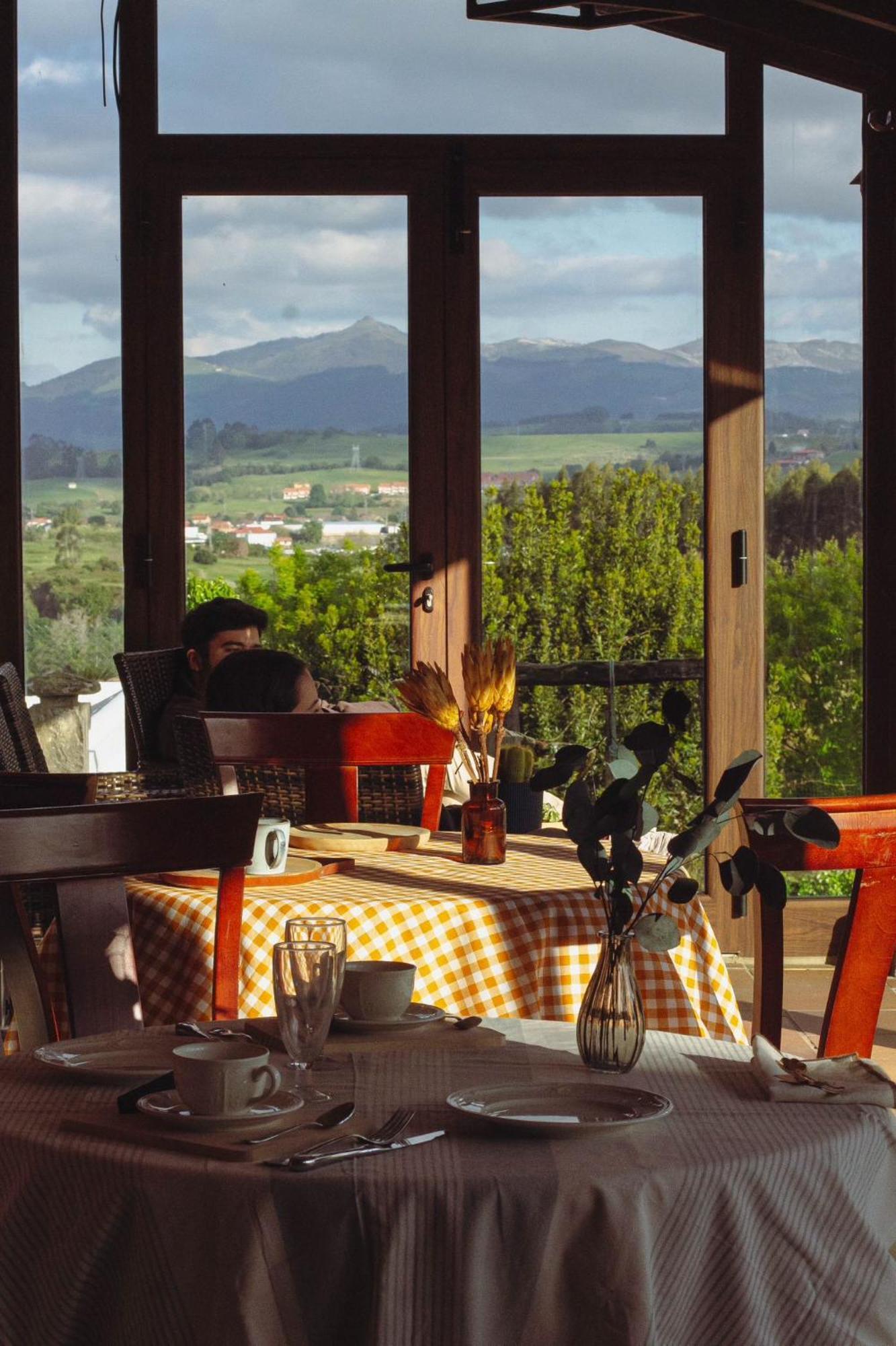 Hotel Palacio La Casona De Cerrazo エクステリア 写真