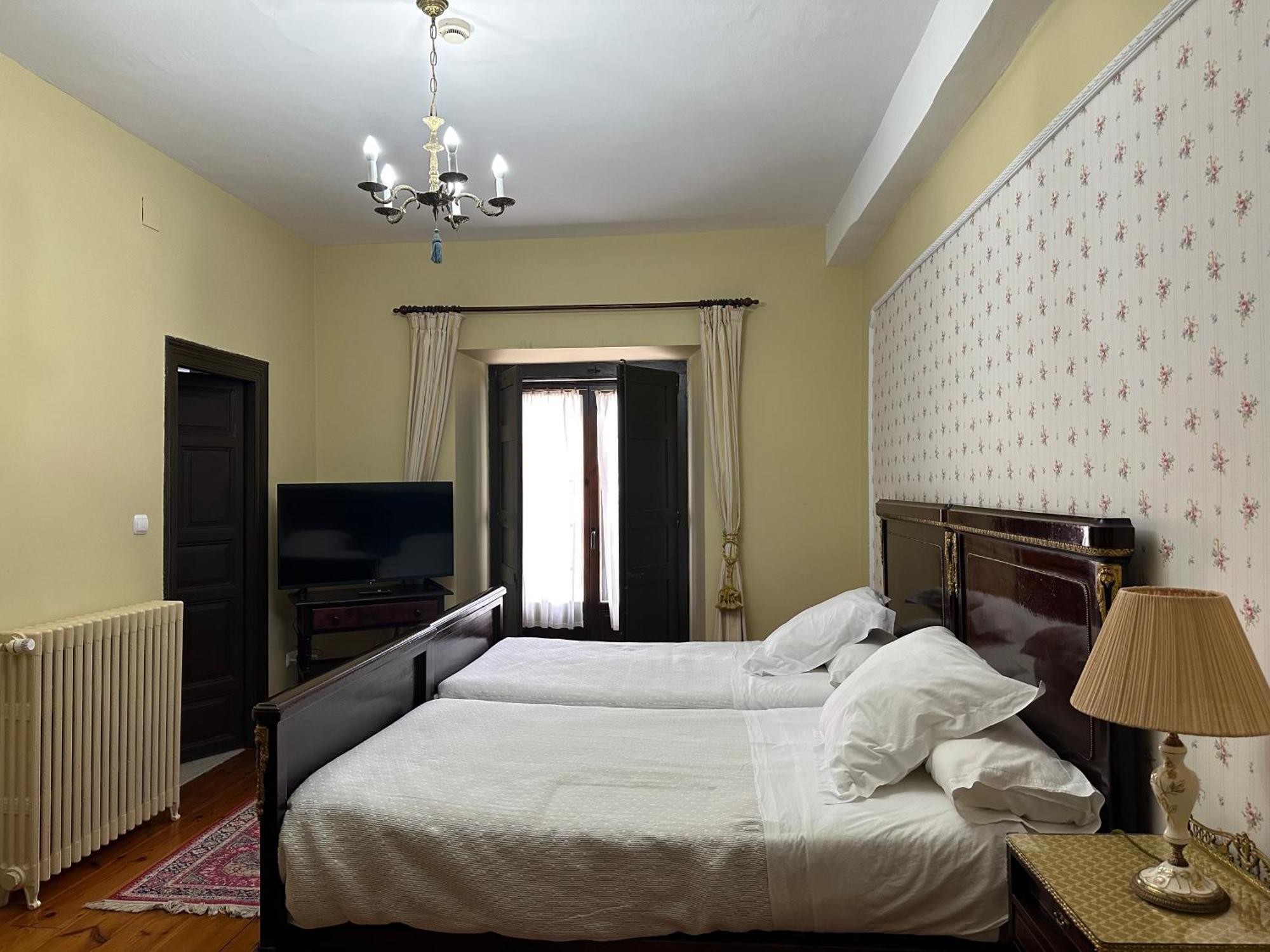 Hotel Palacio La Casona De Cerrazo エクステリア 写真