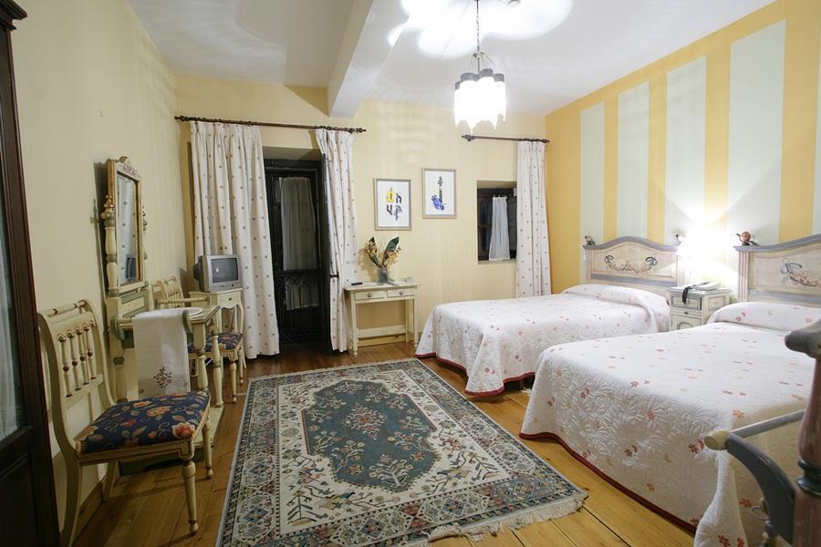 Hotel Palacio La Casona De Cerrazo エクステリア 写真
